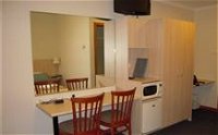 Tudor Inn Motel - Hamilton - Dalby Accommodation