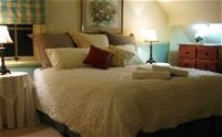 Hawks Nest Bed and Breakfast - Accommodation Find