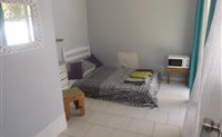 Granny Flat on Surfers Beach - Tourism Adelaide
