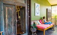 Bamboo Cottage - Mackay Tourism