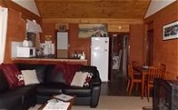 Pinegrove Cottage - Accommodation Mt Buller