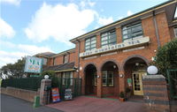 Blue Mountains - Katoomba YHA - Coogee Beach Accommodation