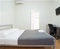 Mycow Accommodation Sarina - Greetham Street - Dalby Accommodation