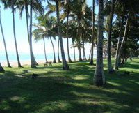 Saunders Beach Ocean View Holiday Units - Townsville Tourism