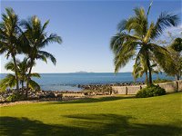 Waterfront Getaway - Accommodation Airlie Beach