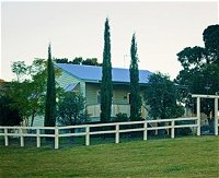 Milford Country Cottages - Accommodation Sunshine Coast