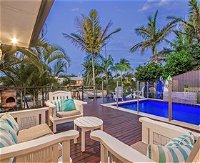 Malibu Shores at Vogue Holiday Homes - Geraldton Accommodation