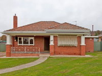 Red Brick Beauty - Mount Gambier Accommodation