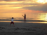 Semaphore Beach Holiday Let - Townsville Tourism