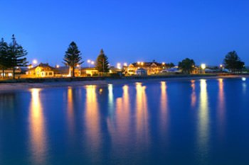  Redcliffe Tourism