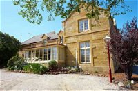 Quest Trinity House - Accommodation BNB