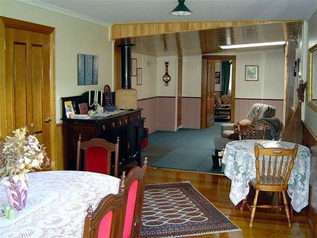 Fentonbury TAS Accommodation Whitsundays