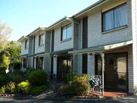 Davey Place Holiday Townhouses - Accommodation BNB