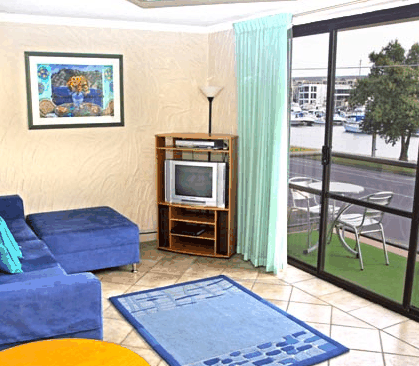 Bayswaterfront Apartments - Accommodation Airlie Beach