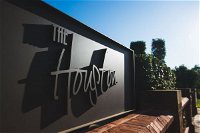 The Houston Wagga - Accommodation in Surfers Paradise