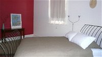 Between the Valleys Bed and Breakfast - Coogee Beach Accommodation