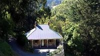 Bishops Adelaide Hills - Accommodation Airlie Beach