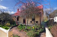 Ripon Cottage - Redcliffe Tourism