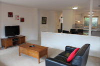 Adelaide Serviced Accommodation - Childers House - Accommodation Airlie Beach