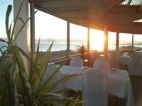 African Reef Resort Hotel - Redcliffe Tourism