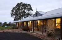 BellbirdHill Bed and Breakfast - Redcliffe Tourism