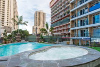 Bunk Backpackers Surfers Paradise - Accommodation Airlie Beach