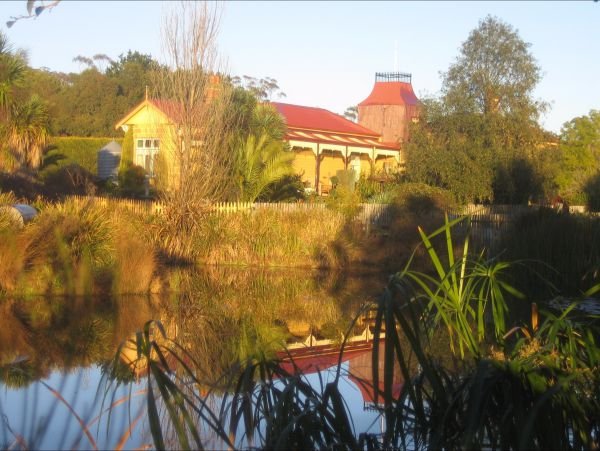 Spring Hill VIC Accommodation NT