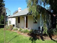 Cameron's Cottage - Wagga Wagga Accommodation