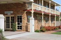 Grand Manor Motor Inn - Accommodation Brisbane