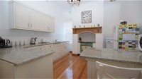 The Provincial Bed  Breakfast - Accommodation Cooktown