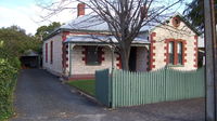 Naracoorte Cottages  Smith Street Villa - Goulburn Accommodation