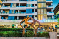 Mantra St Kilda Road - Accommodation Cairns