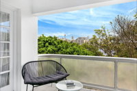 New Beach Apartment - Accommodation in Surfers Paradise