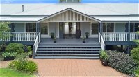 The Country House at Hunchy Luxury Bed and Breakfast Accommodation - Townsville Tourism