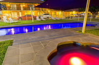 Advance Motel - Accommodation Airlie Beach