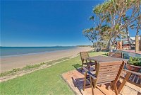 Beachfront Zilzie Holiday Home and Cottage - Mackay Tourism