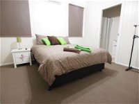 Hayden House - Geraldton Accommodation