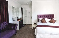 International On The Water Hotel - Geraldton Accommodation