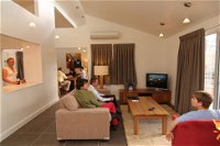 Moore Park Apartments - Accommodation Airlie Beach