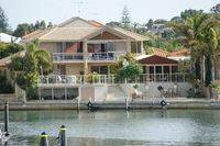 Port Mandurah Canals - Luxury Guest House - Local Tourism