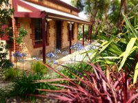 The Creek Cottage - Accommodation Sunshine Coast