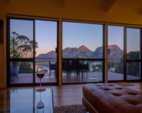 ArtHouse Freycinet - Accommodation Airlie Beach