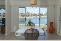 Bay Room Getaway - Geraldton Accommodation