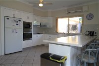 Cormorant Waterfront Home - Tweed Heads Accommodation