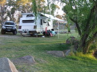 Country Style Caravan Park - Tourism Canberra