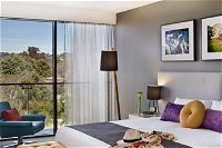 East Hotel  Apartments - Accommodation in Surfers Paradise