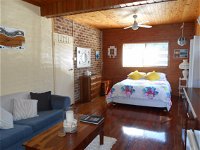 Frangi Breezes Bed and Breakfast - Accommodation Gold Coast