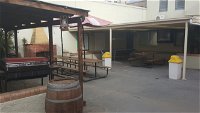 Great Eastern Hotel Motel Young - Accommodation Redcliffe