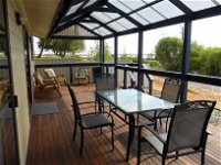 Hurtles - Accommodation Redcliffe