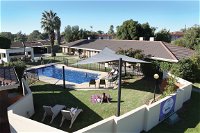 Jacaranda Motel and Holiday Units - South Australia Travel